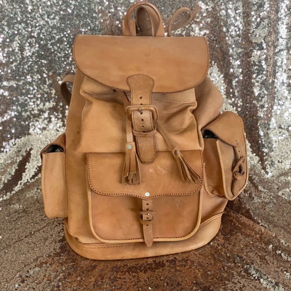 ‼️SOLD‼️ 100% Leather Bag - Picture 1 of 6